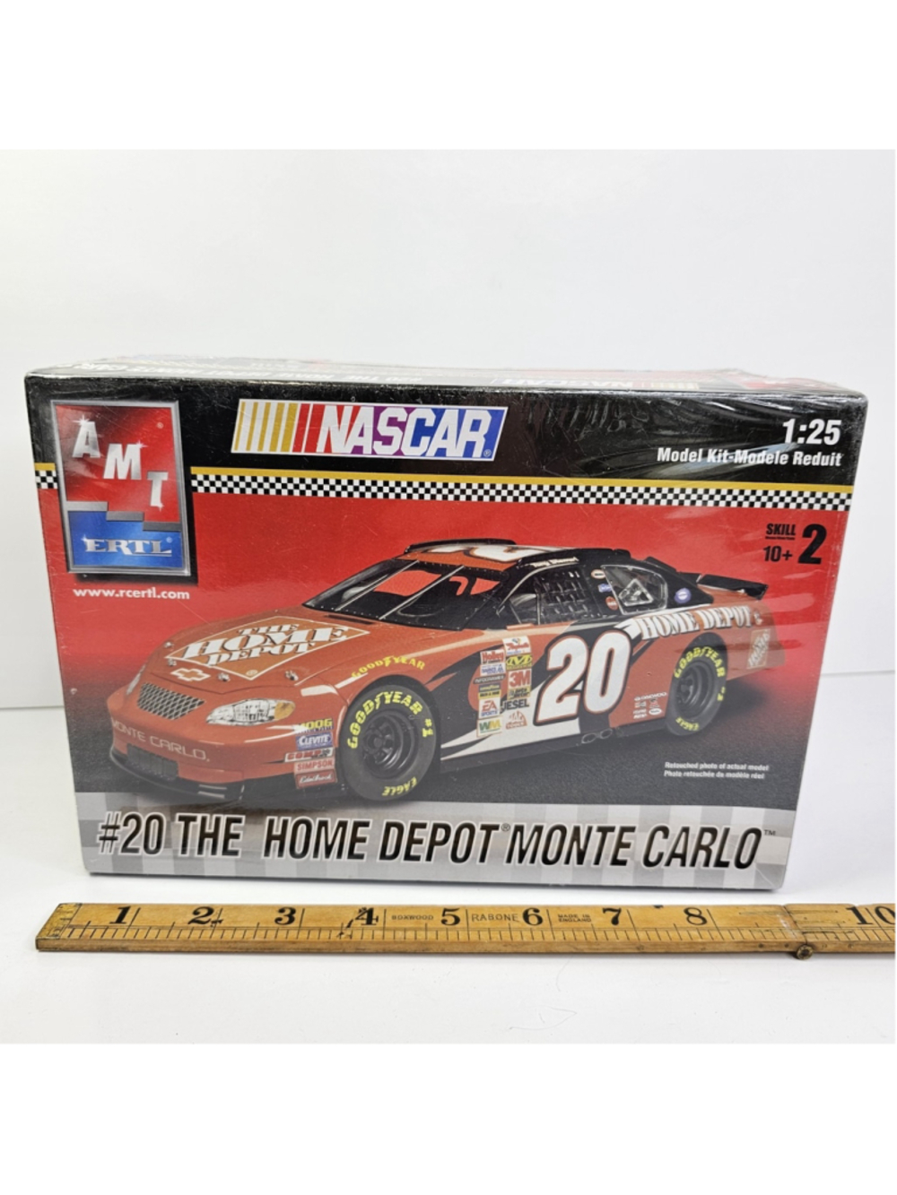 SEALED AMT Ertl #20 Tony Stewart Home Depot Monte Carlo 1:25 Model Kit New